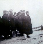 6 Erzherzog Franz Ferdinand beobachtet die Sprengung in Dürnstein 4.5.1909.JPG